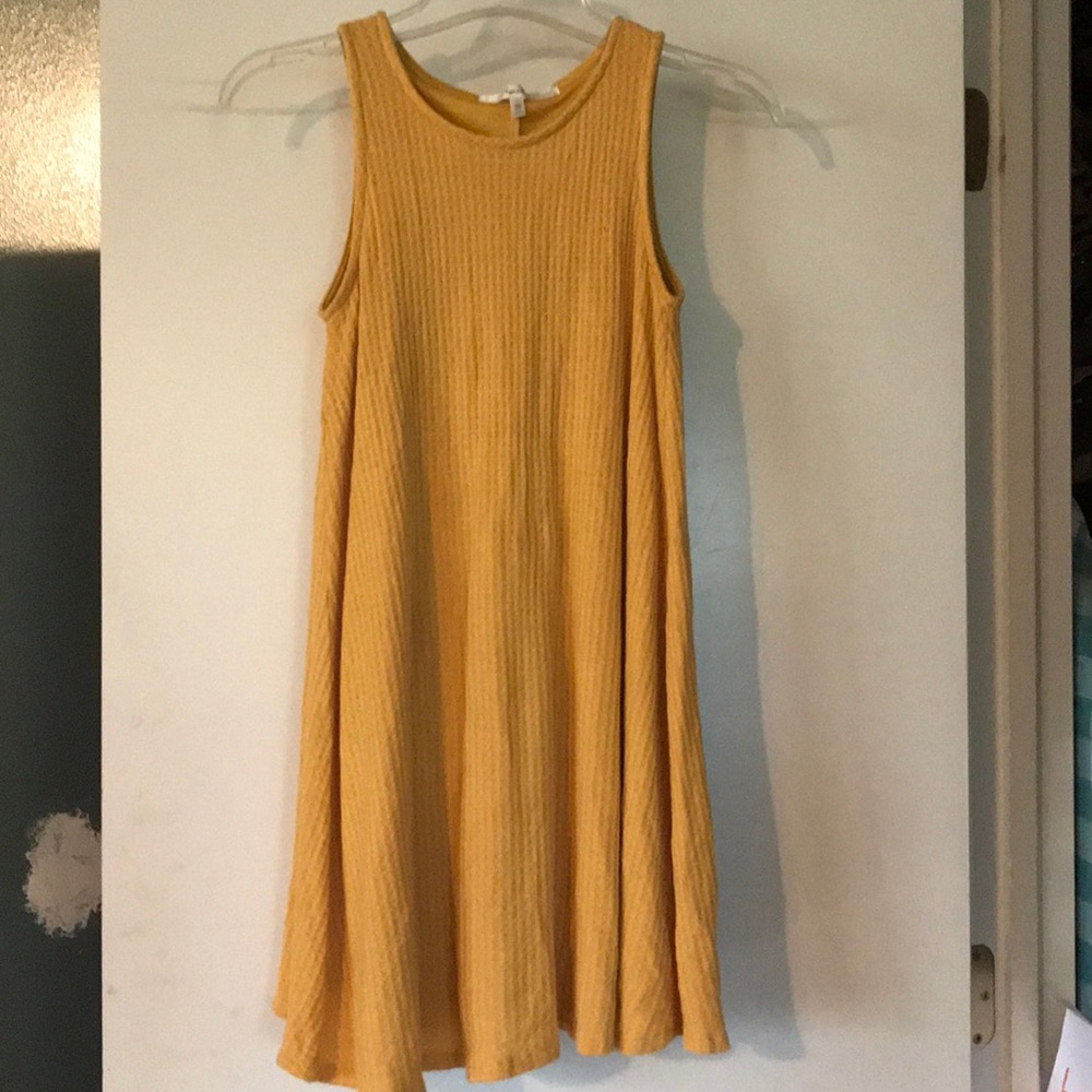 Short Honestee tank top dress. Dark yellow XS